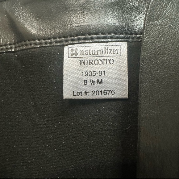 Naturalizer Women’s Black Heeled Zip-Up Leather Boots Fall Academia Size 8.5 M - Picture 12 of 14